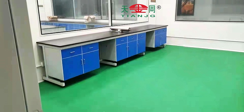 實(shí)驗(yàn)臺(tái)廠家