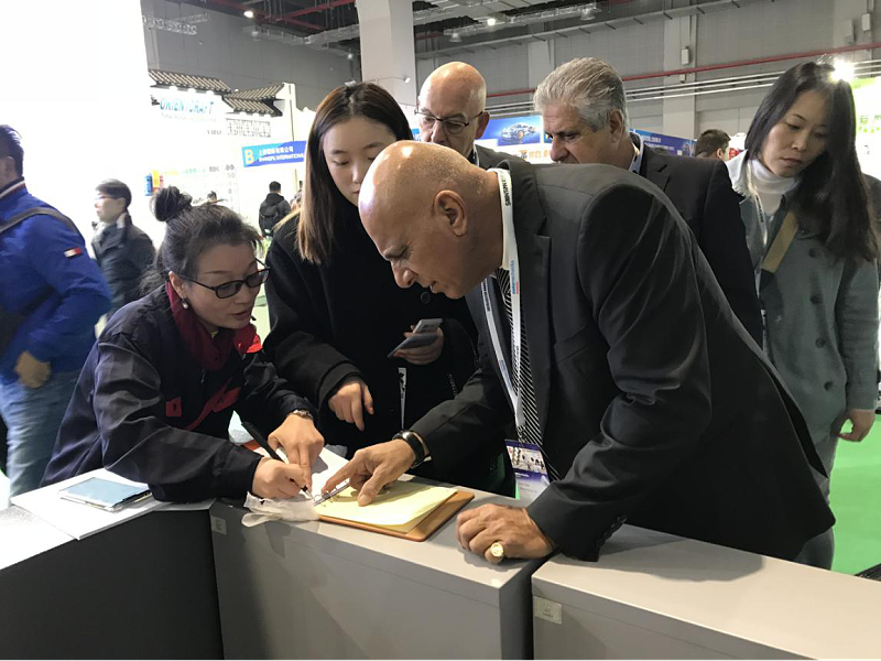 零件柜溝通現(xiàn)場(chǎng)